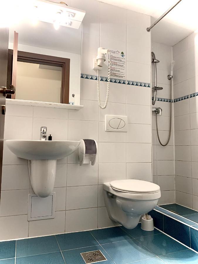 Hotel Roberts Sibiu Buitenkant foto